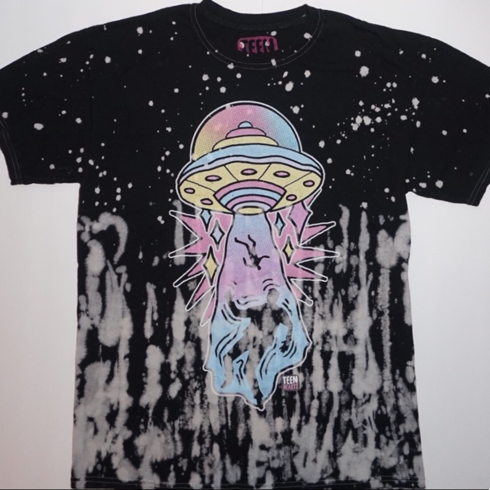 Teen Hearts Stay Weird UFO Black Tie-Dye T Shirt